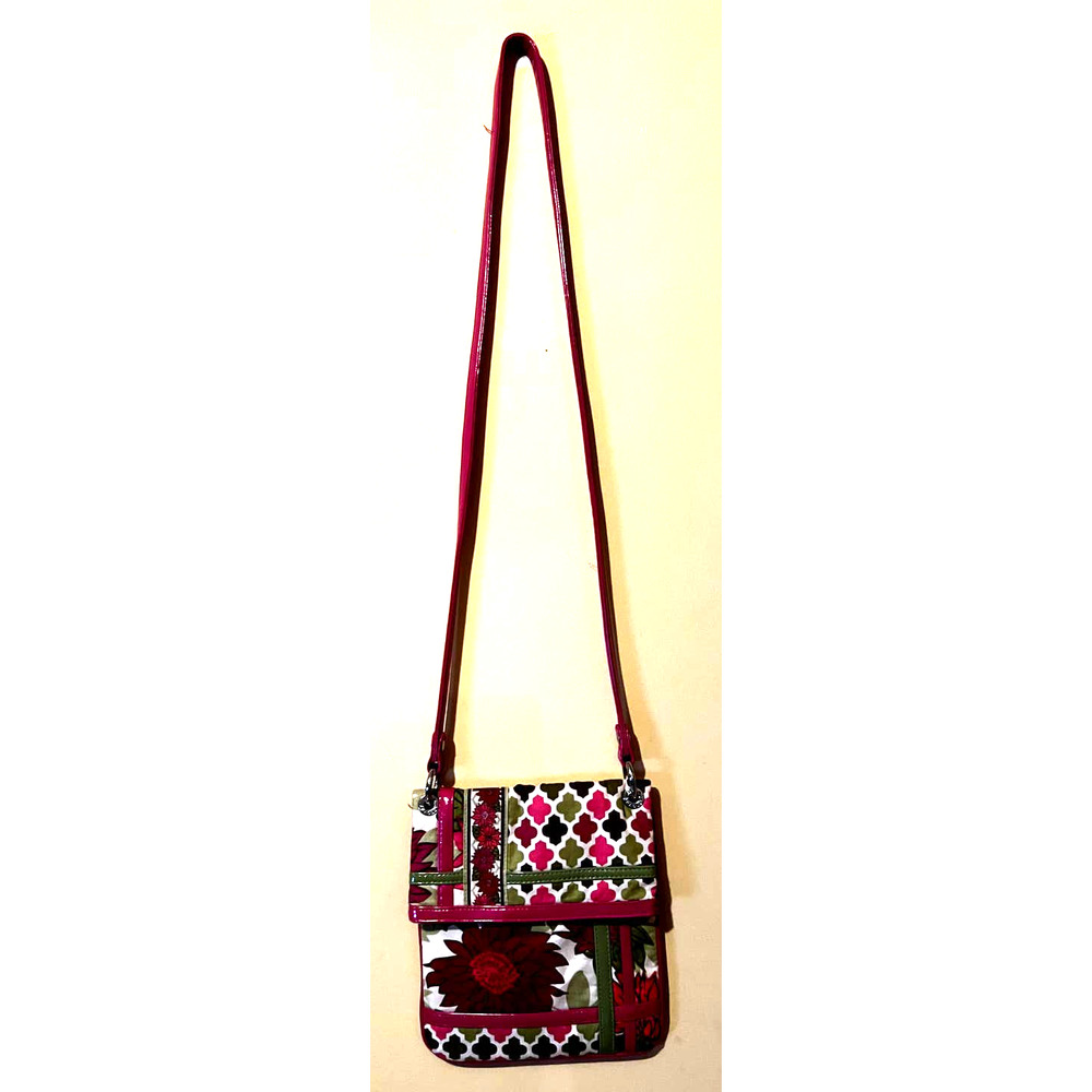 Vera Bradley Flipster  Hello Dahlia Crossbody Bag with matching kiss-lock wallet